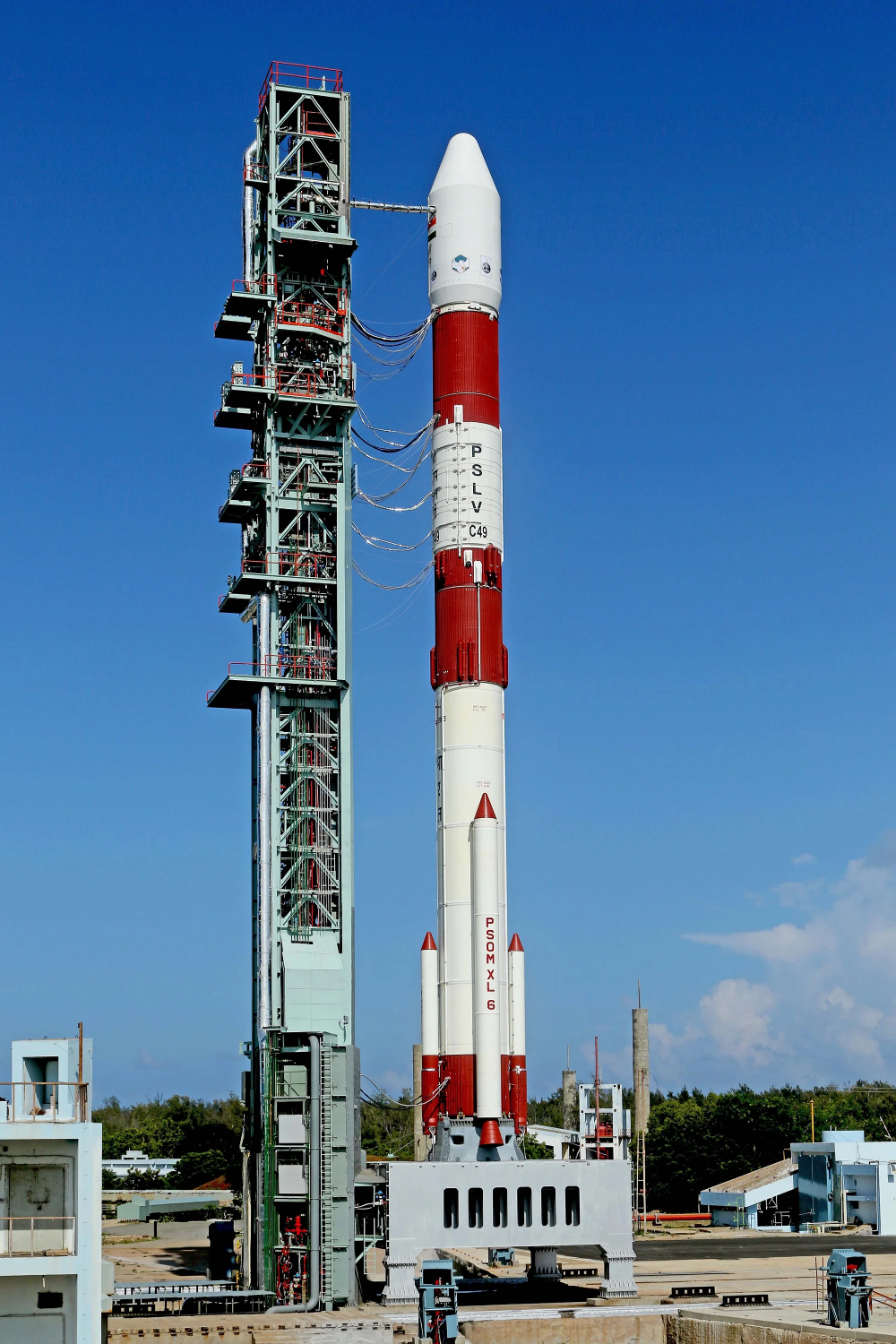 PSLV on its launchpad.