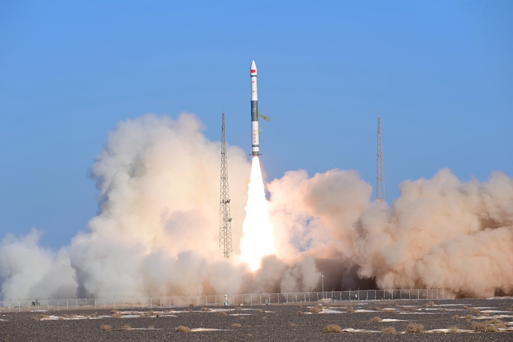 Kuaizhou-1A lifting off from its launch pad at the Jiuquan Satellite Launch Center with Tianmu-1 19-22.