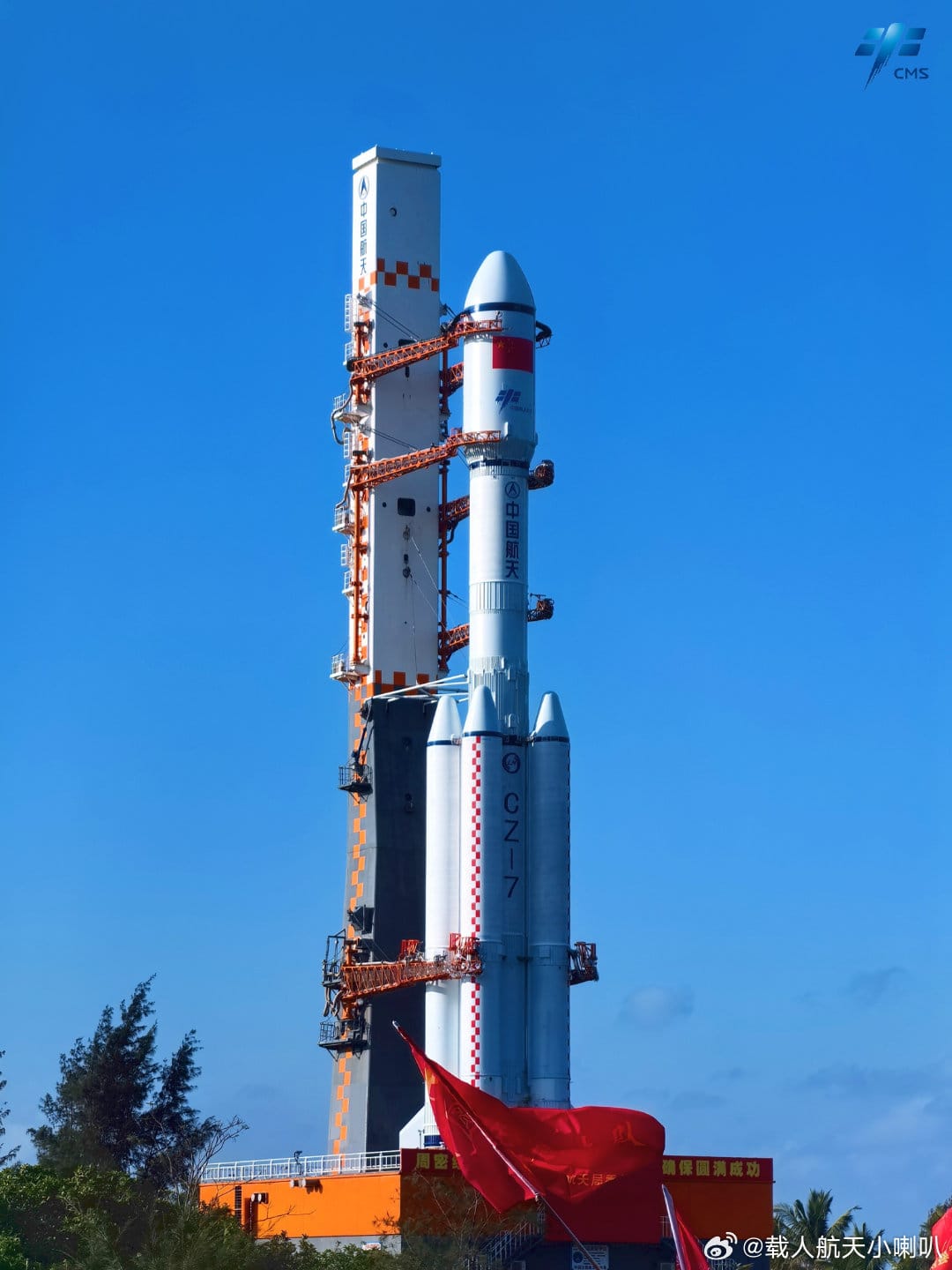 Long March 7 during roll out to its launchpad with Tianzhou 7 onboard at Wenchang Space Launch Site. ©China Manned Space Agency