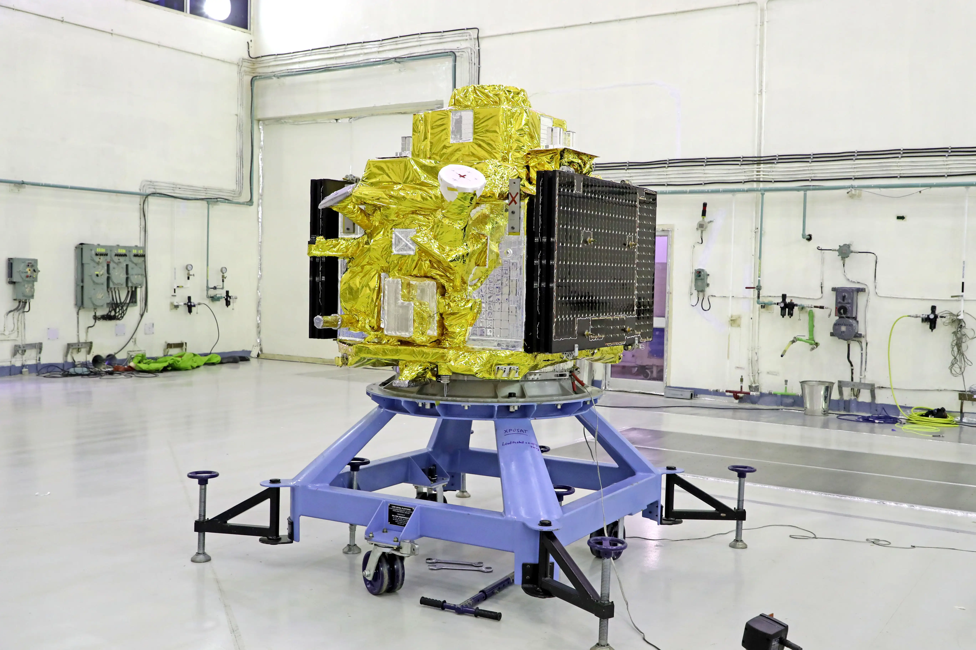 XPoSat during payload processing prior to being encapsulated. ©ISRO