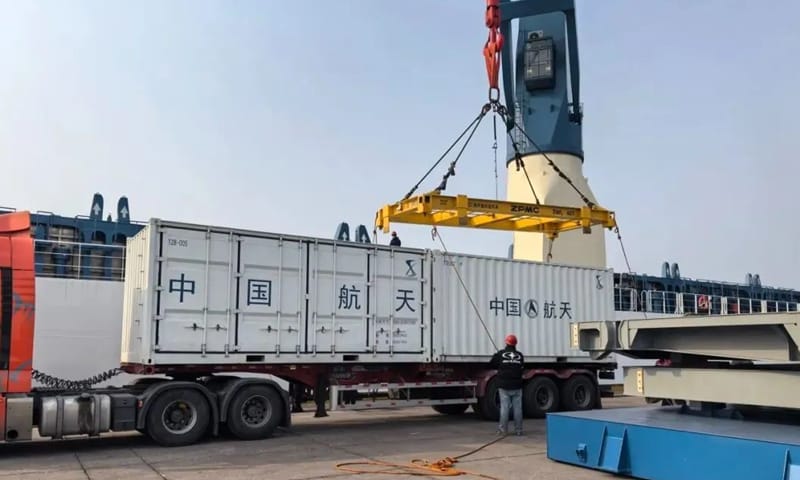 A container containing components of the Long March 8 being loaded. ©China Academy of Launch Vehicle Technology