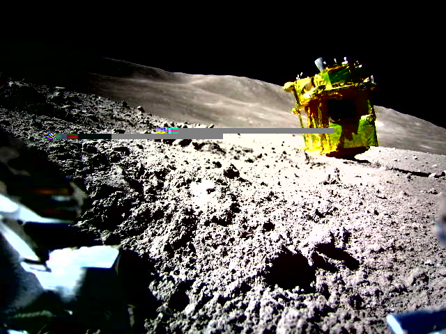 A photo of the SLIM lunar lander as seen by LEV-2. ©JAXA