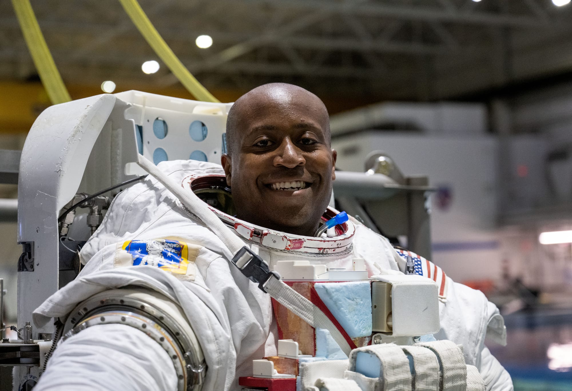 Andre Douglas during training in the neutral buoyancy lab. ©NASA