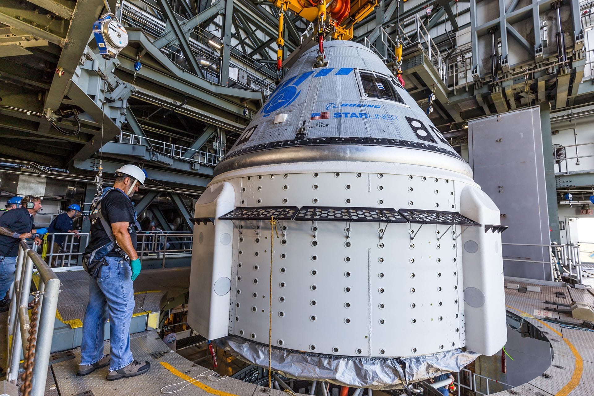 Boeing's Starliner during integration atop of an Atlas V rocket. ©United Launch Alliance