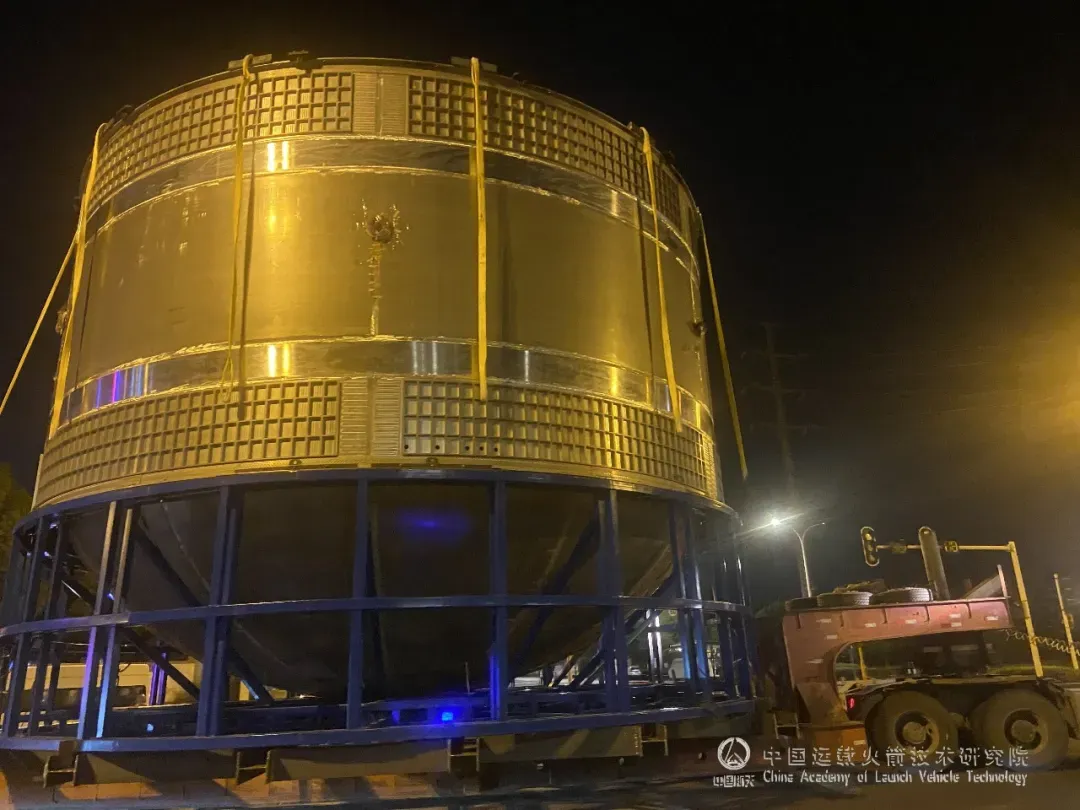 A 9.5-meter diameter test tank for the Long March 9. ©China Academy of Launch Vehicle Technology