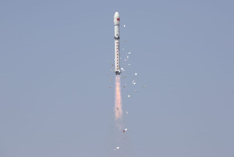 The Long March 2D Y98 vehicle during first-stage flight.