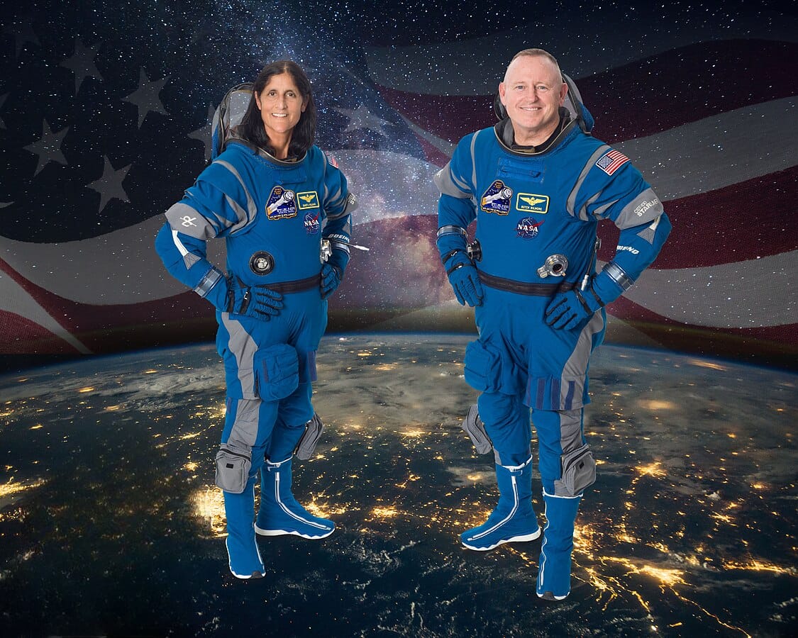 Sunita Williams (left) and Barry Wilmore (right) in the official crew photo of the Starliner Crewed Flight Test mission. ©NASA
