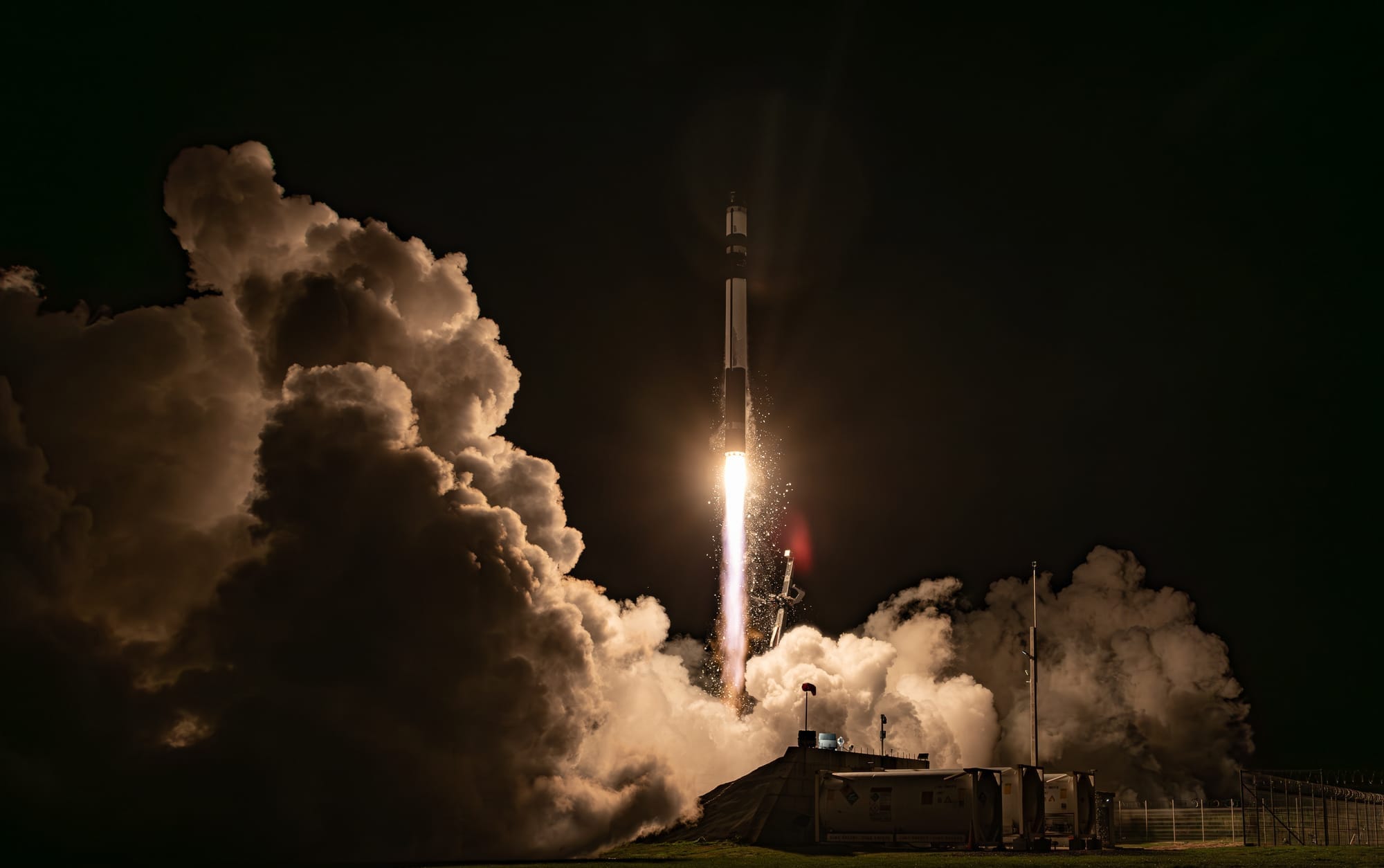 Electron lifting off from Launch Complex 1B for 'No Time Toulouse'. ©Rocket Lab