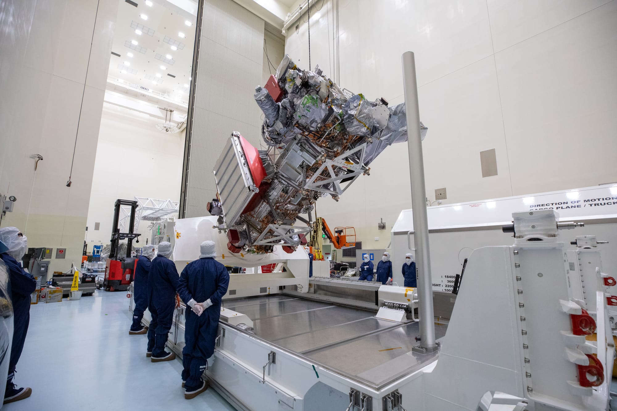 Europa Clipper inside the Payload Hazardous Servicing Facility at Kennedy Space Center. ©Kim Shiflett/NASA