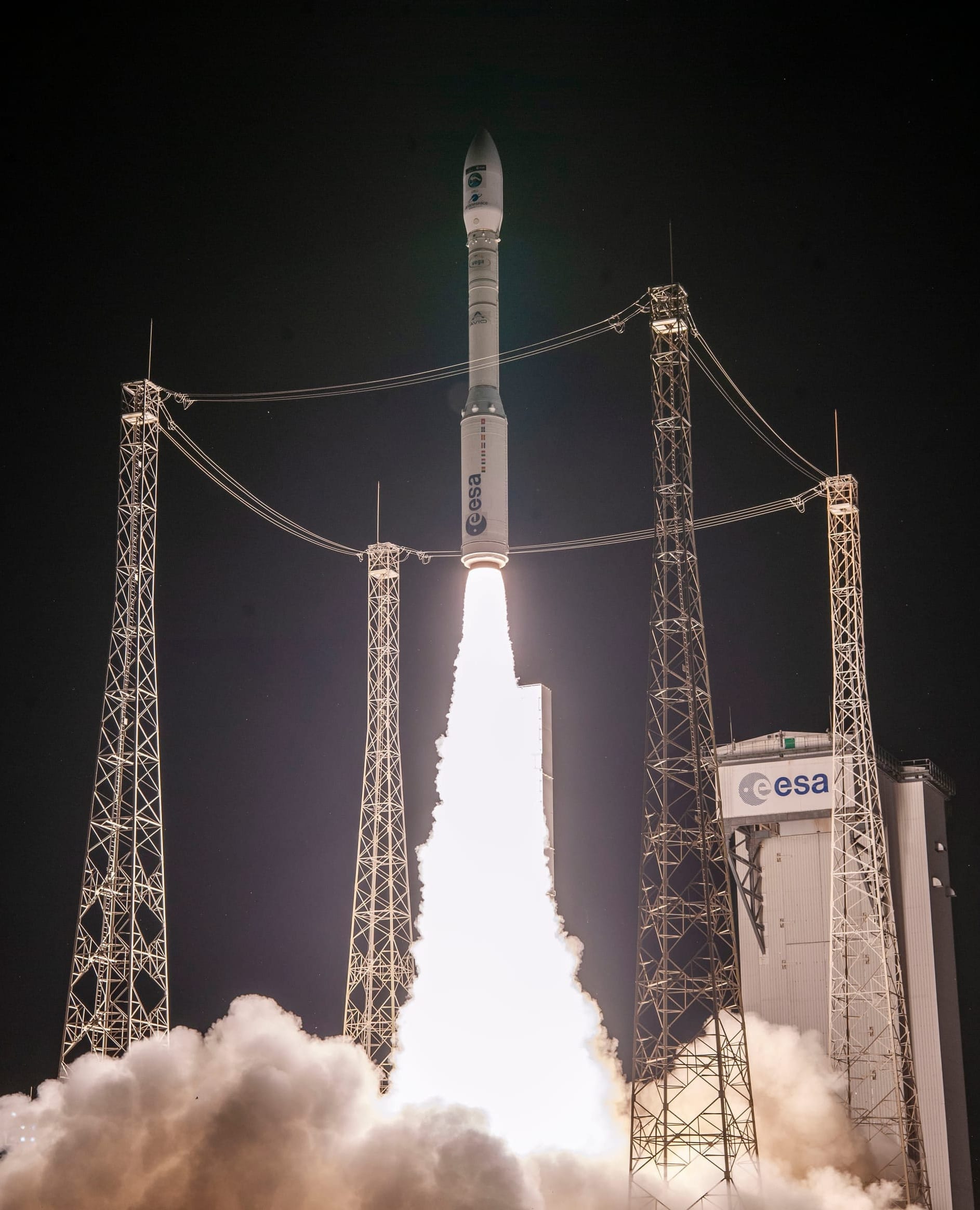 Vega lifting off from the Guiana Space Center with Sentinel-2C. ©European Space Agency