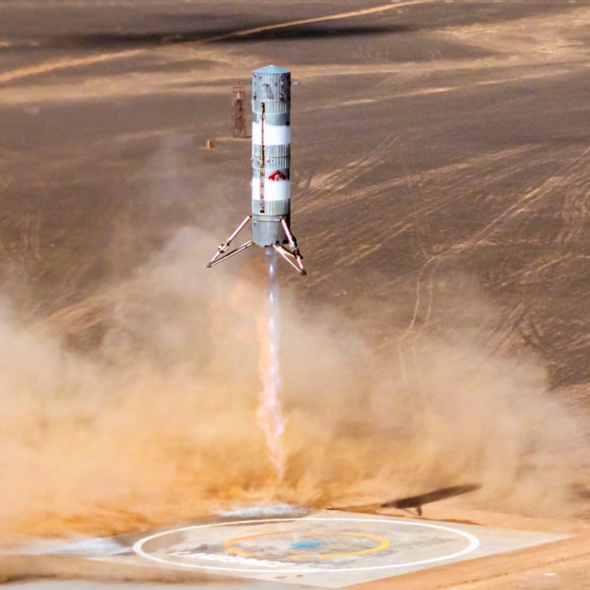 LandSpace's Zhuque-3 VTVL-1 vehicle during landing. ©LandSpace