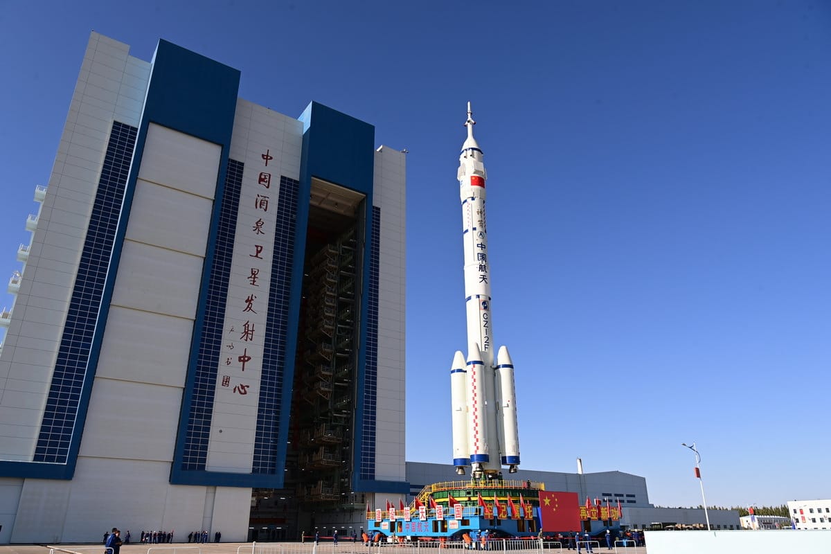 A Long March 2F/G rolling out from its assembly building for the Shenzhou-19 mission. ©Wang Jiangbo/China Daily