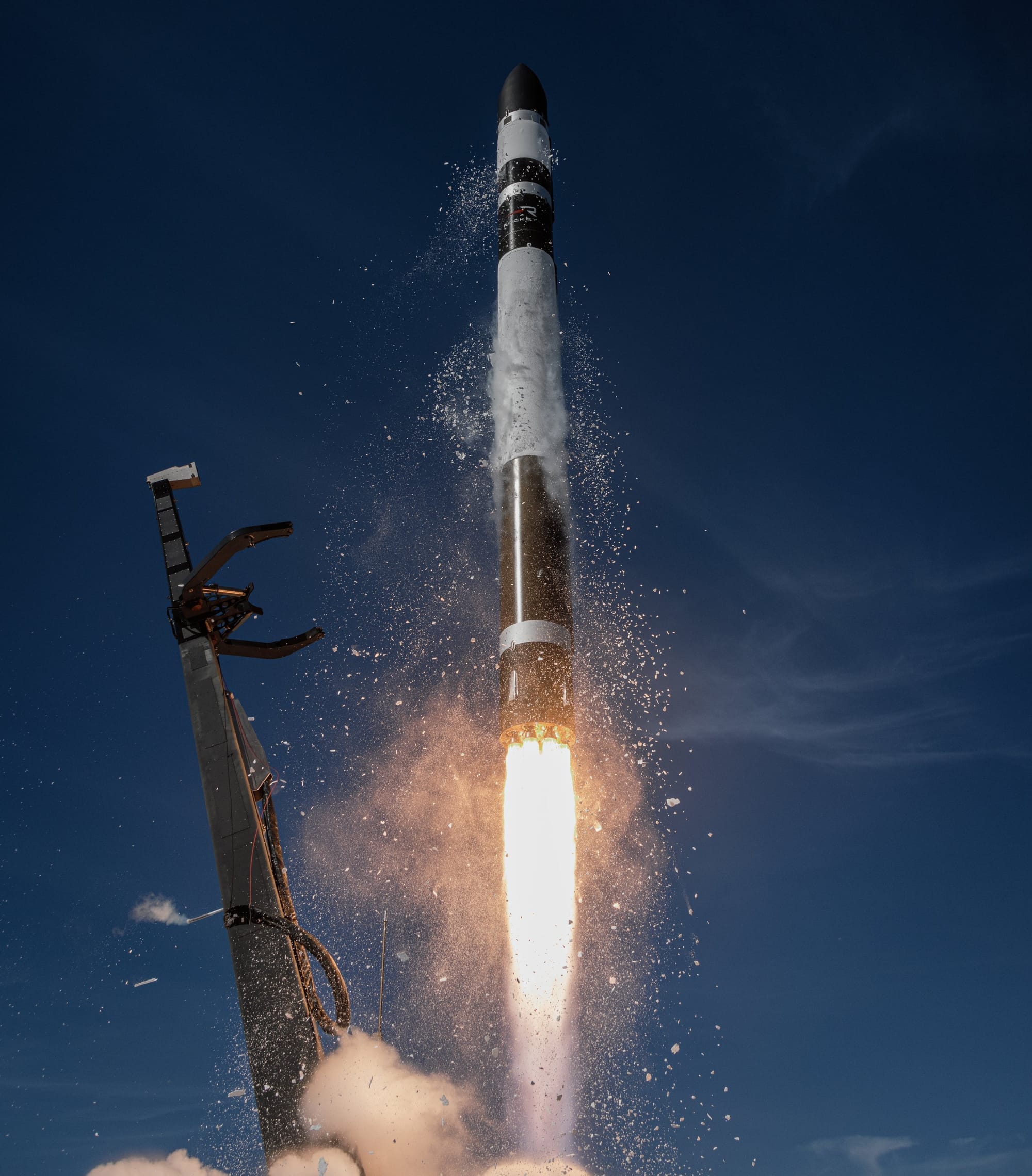 Electron lifting off from Launch Complex 1B for the 'Ice AIS Baby' mission. ©Rocket Lab