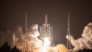 The Long March 5 lifting off for its sixth launch. ©CMG
