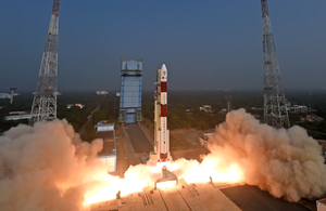 PSLV-DL lifting off from Satish Dhawan Space Center with XPoSat ©ISRO