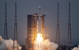 The Long March 8 Y3 rocket lifting off from Launch Complex 2 at the Wenchang Space Launch Site. ©SpaceLens